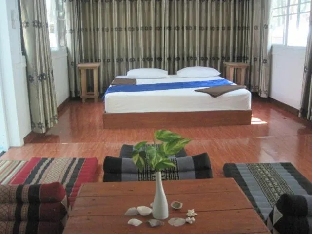 Photo of the whole room, Bed in JJ Beach Resort & JJ Seafood