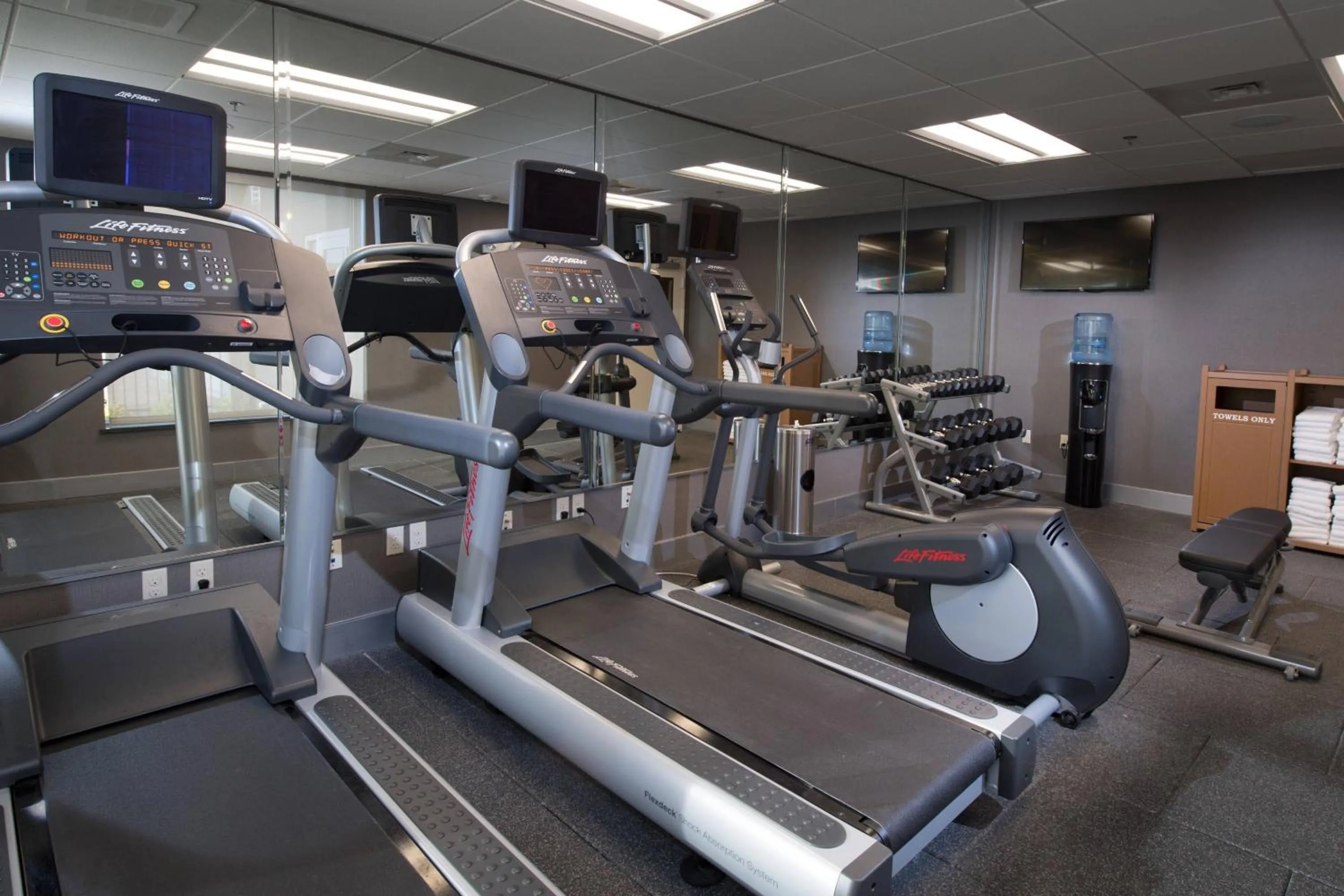 Fitness centre/facilities in Fairfield Inn & Suites by Marriott Houma Southeast