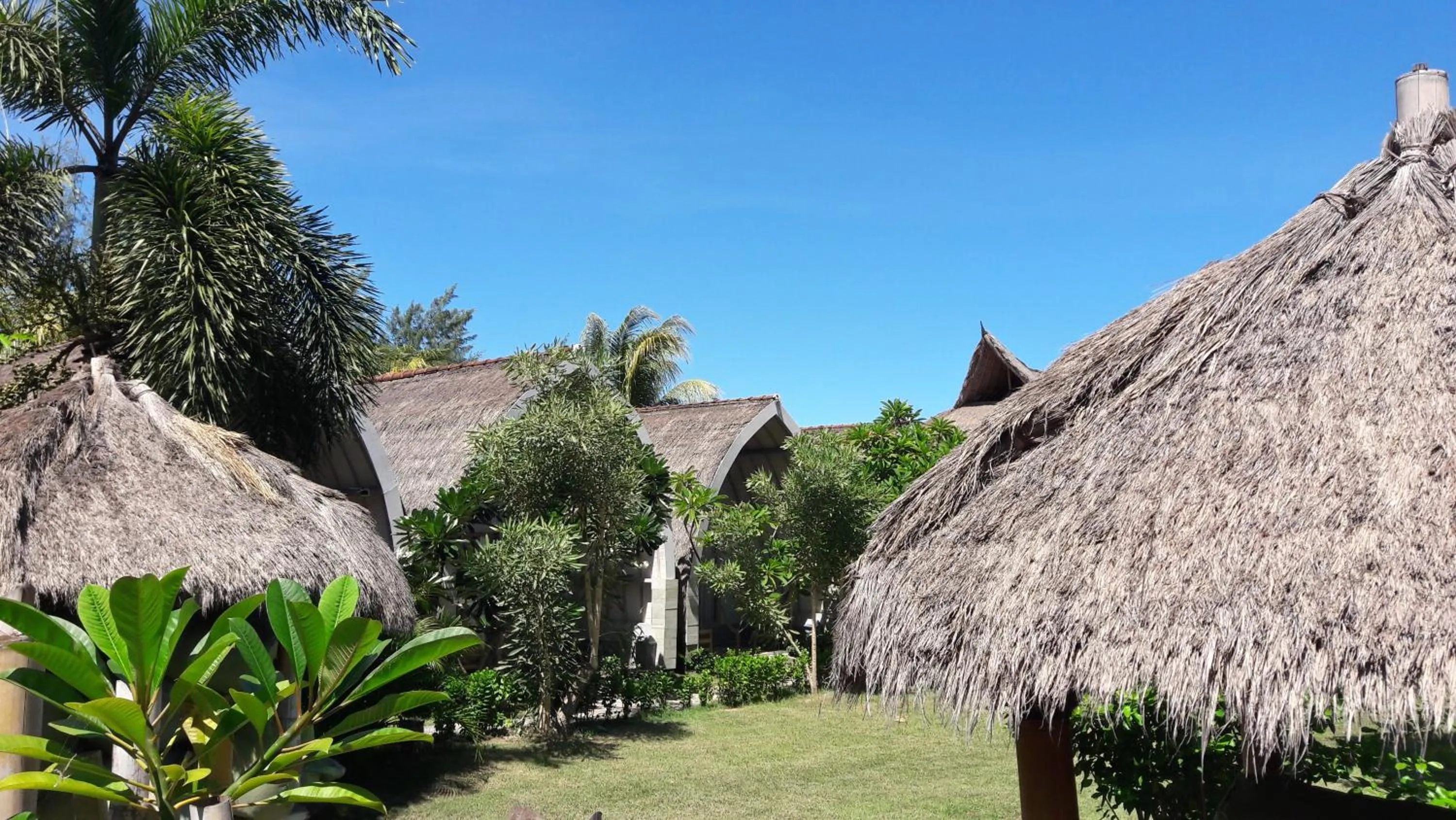 Property building in Puri Air Beach Resort & Spa