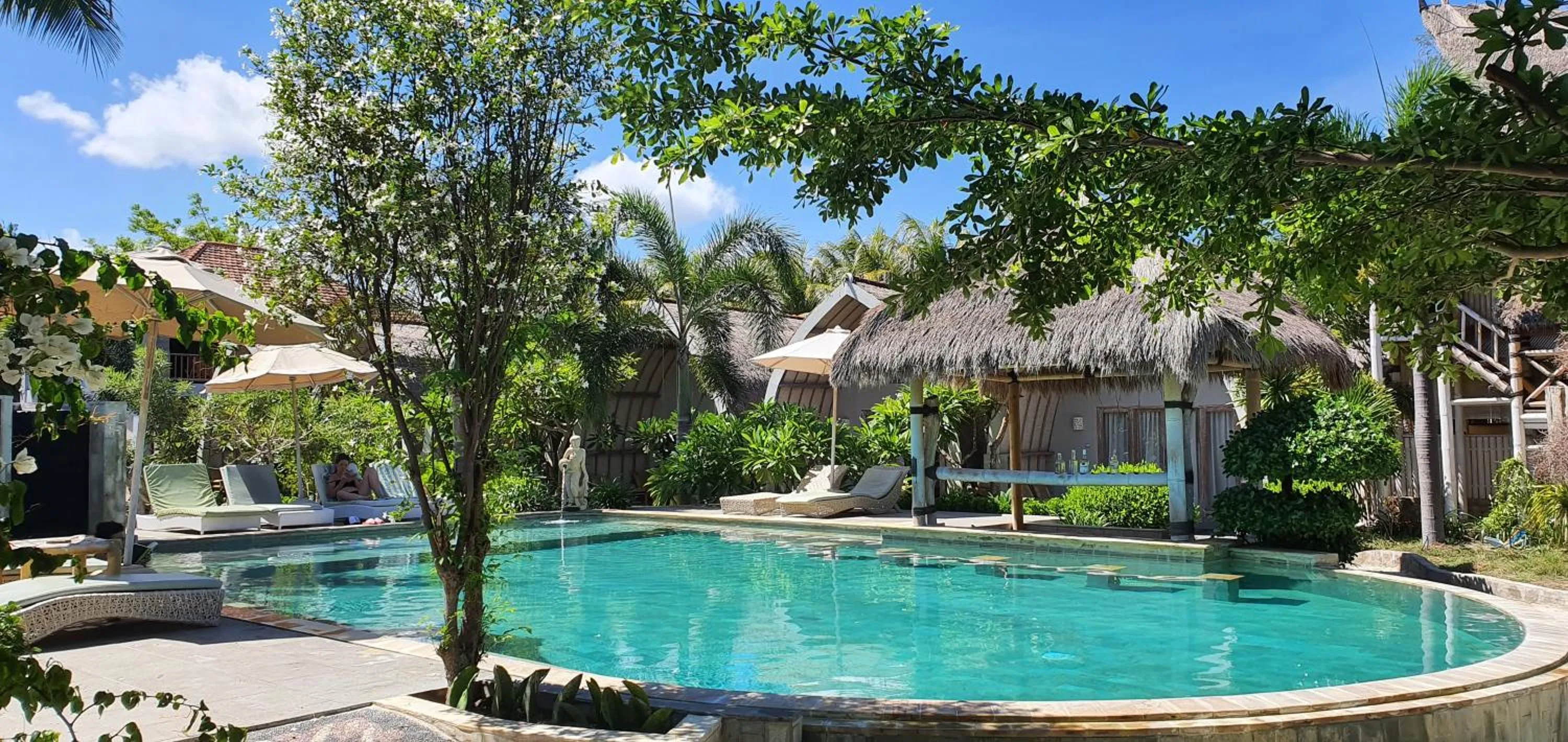 Swimming pool in Puri Air Beach Resort & Spa