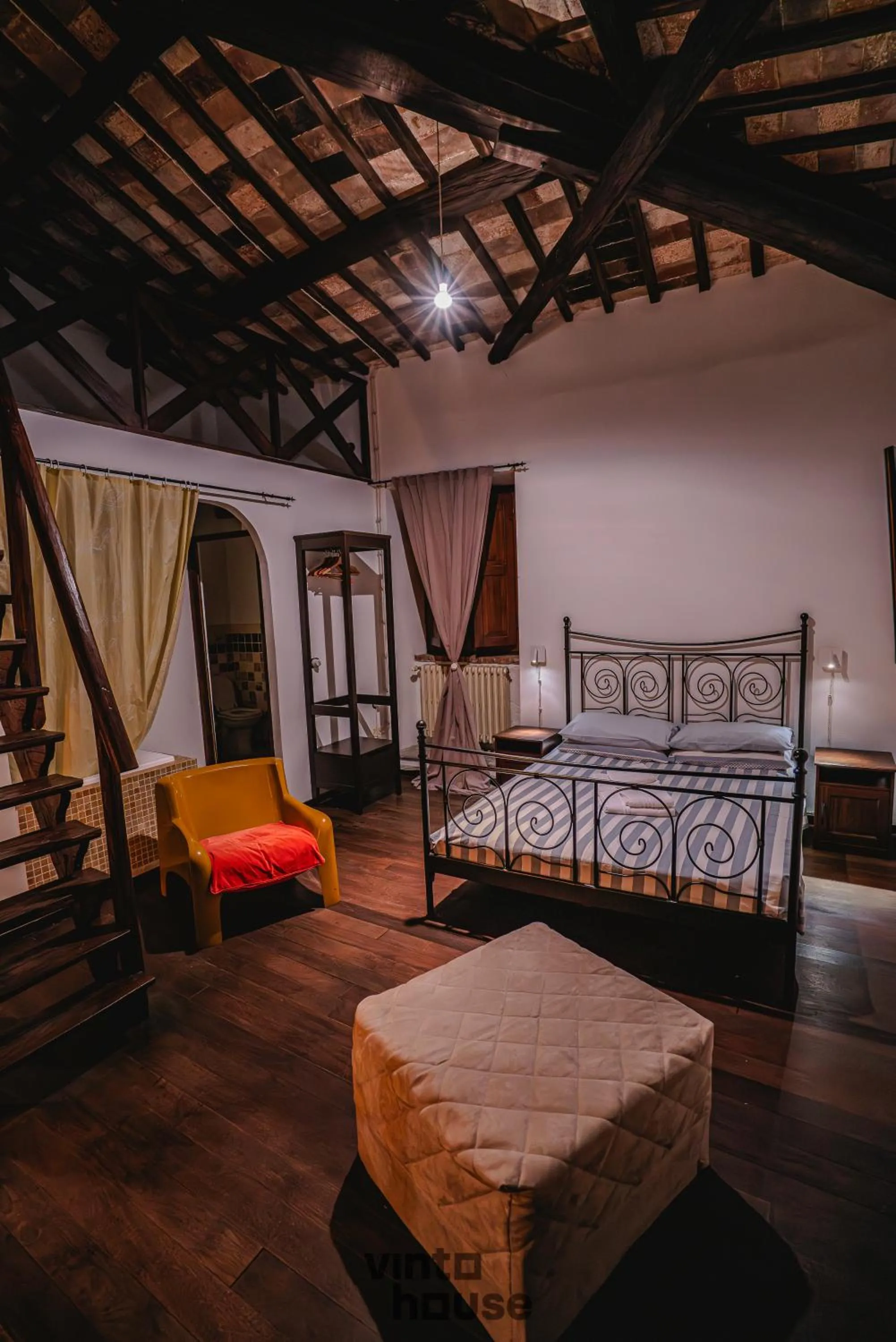 Bed in Libera Mente Civita