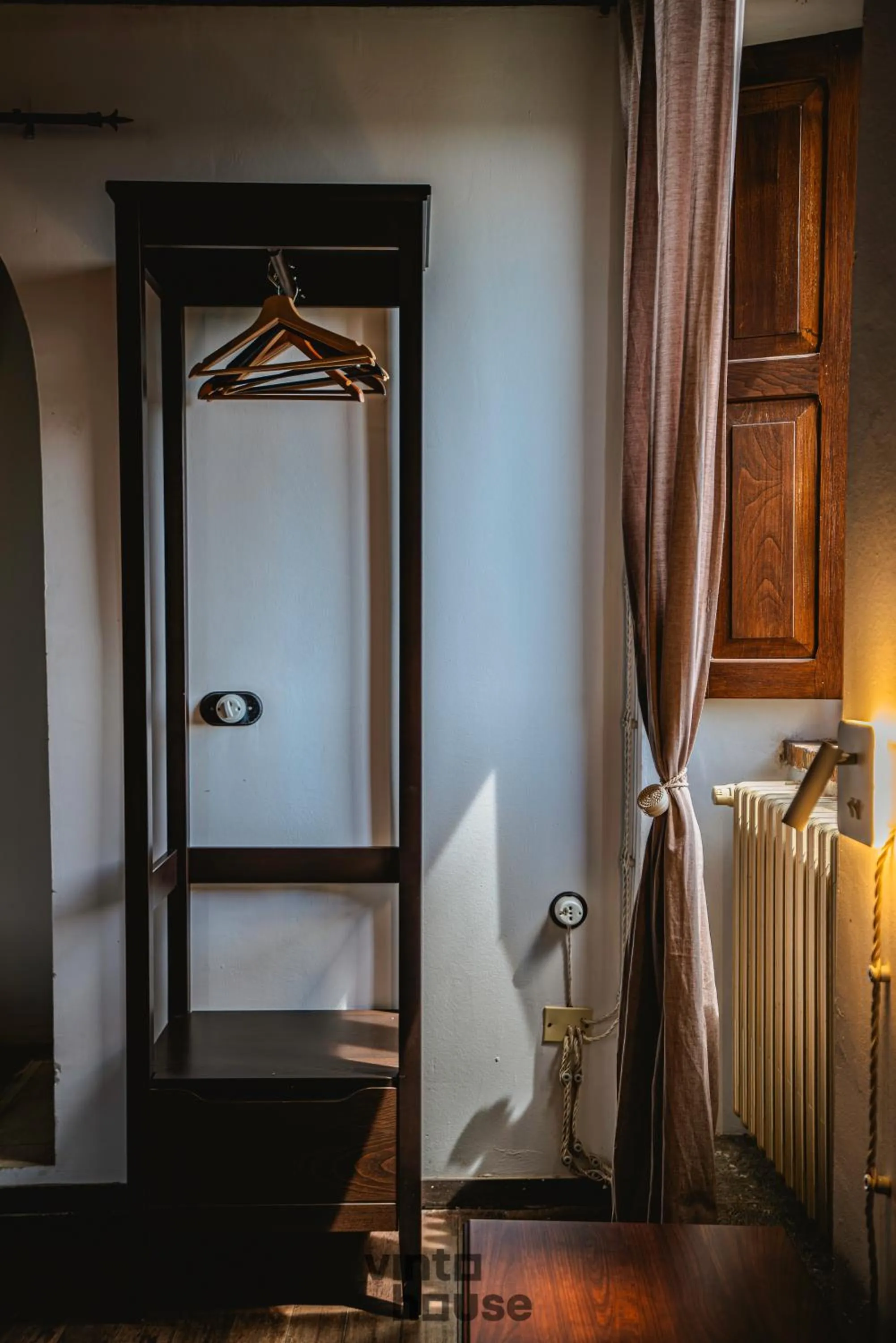 Bedroom, Bed in Libera Mente Civita