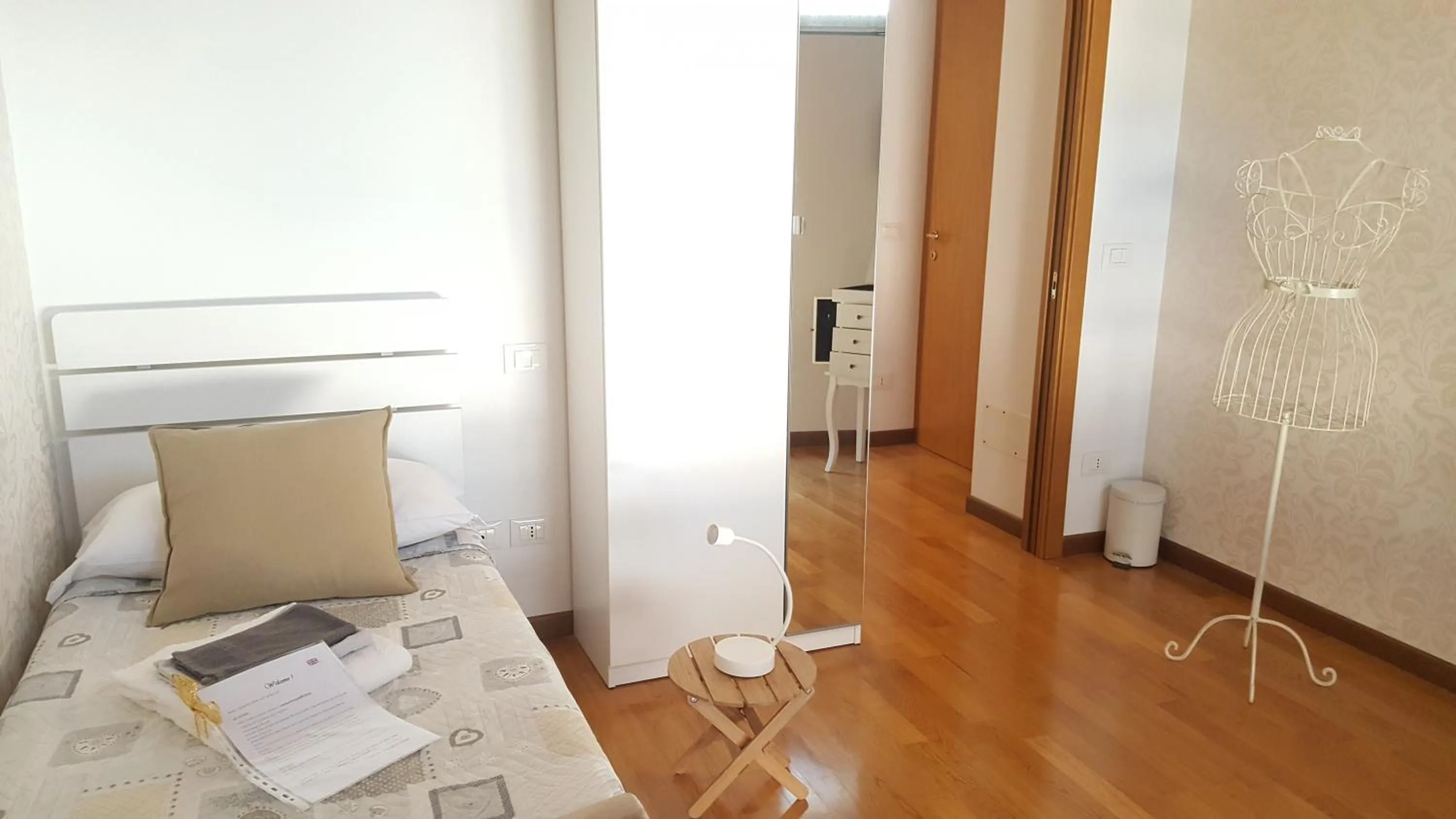 Bedroom in Donizetti Royal