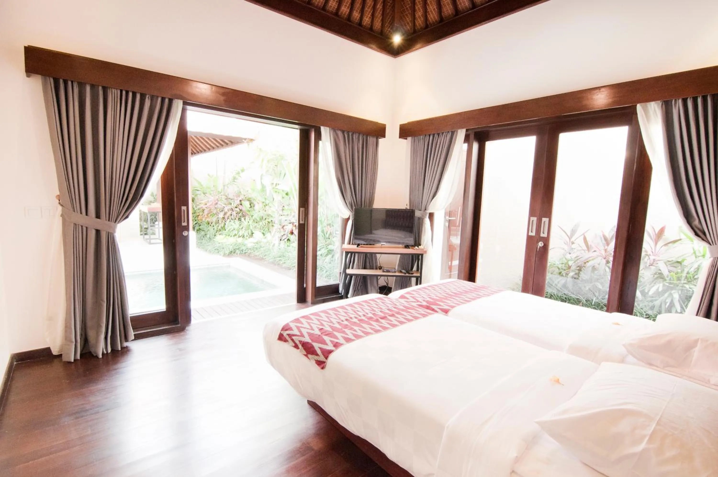 Garden, Bed in Villa Puspa