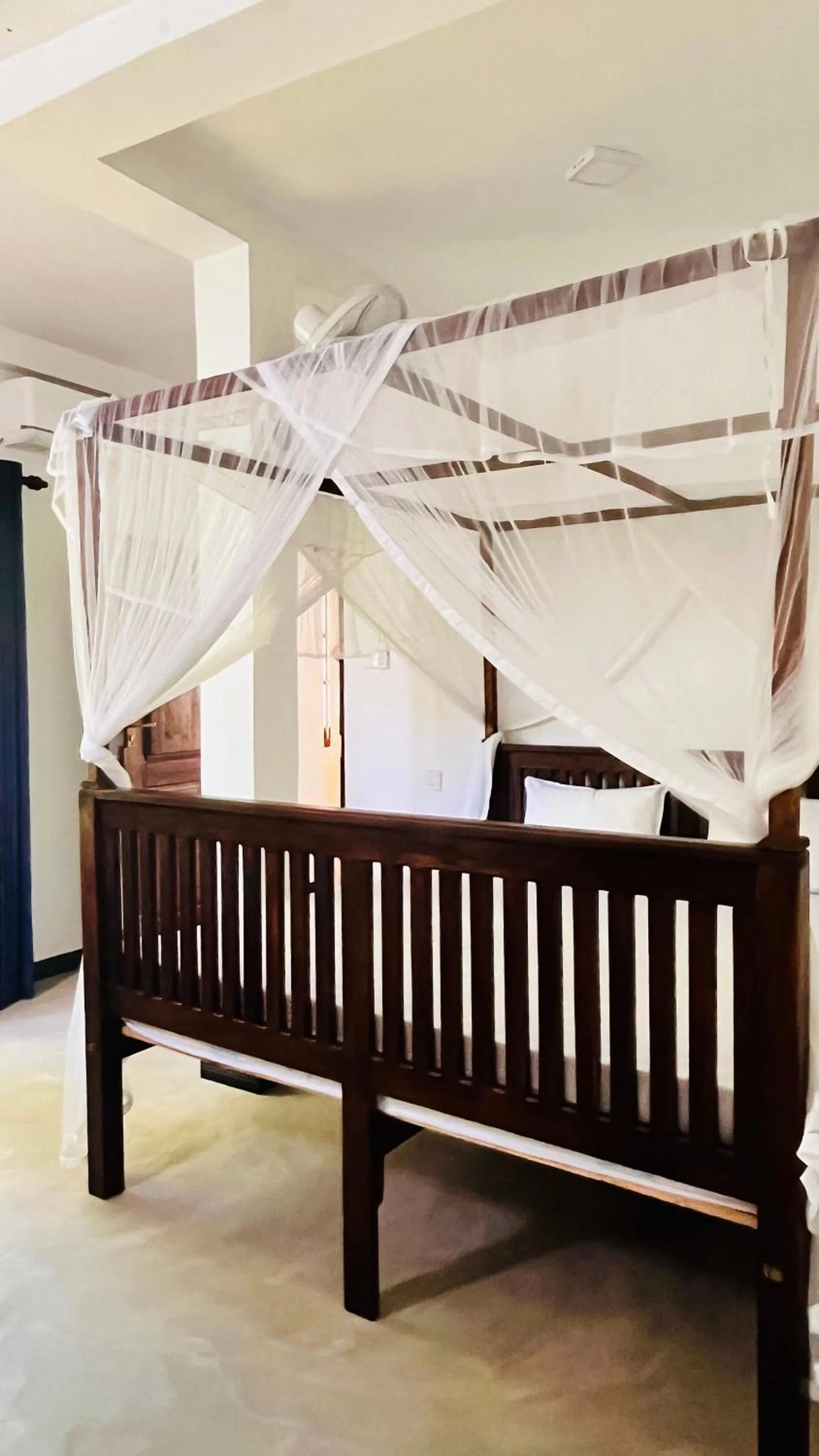 Deluxe Double Room (2 Adults + 1 Child) in Wasana Ocean View Villa Mirissa
