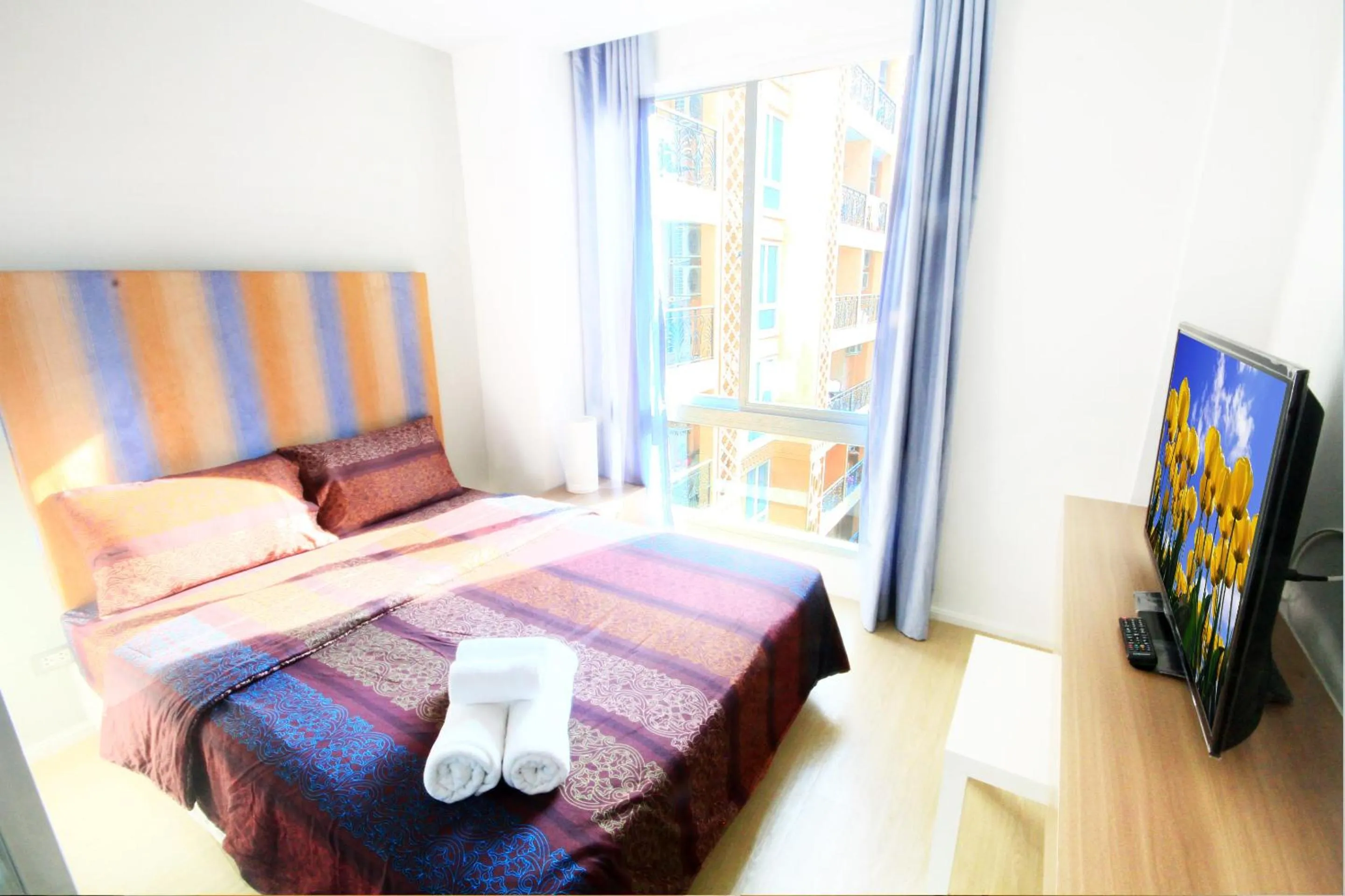 Bed in Atlantis Condo & Water Park Pattaya By the Sea