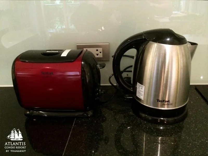 Atlantis Condo & Water Park Pattaya By the Sea