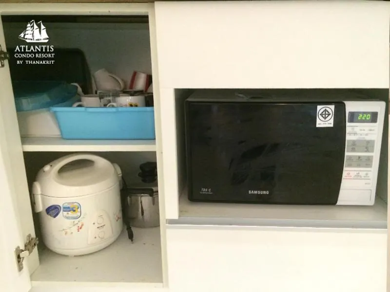 Atlantis Condo & Water Park Pattaya By the Sea