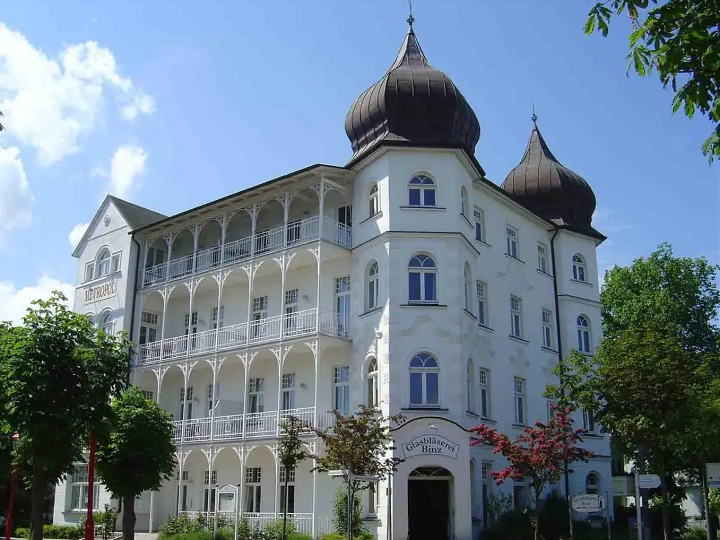 Villa Metropol by Rujana Villa Metropol by Rujana