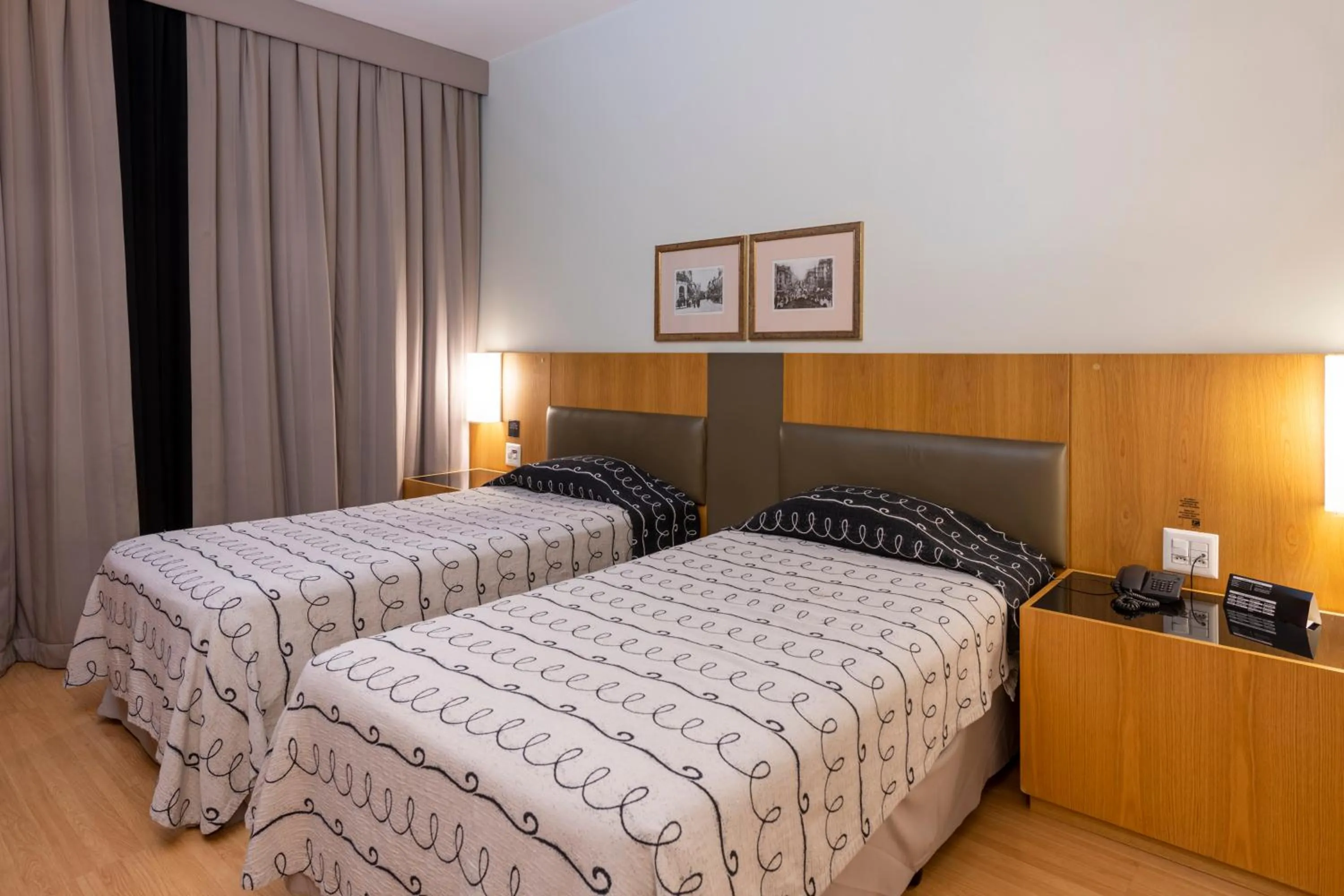 Bedroom, Bed in DELPLAZA Excelsior São Paulo - By Monreale