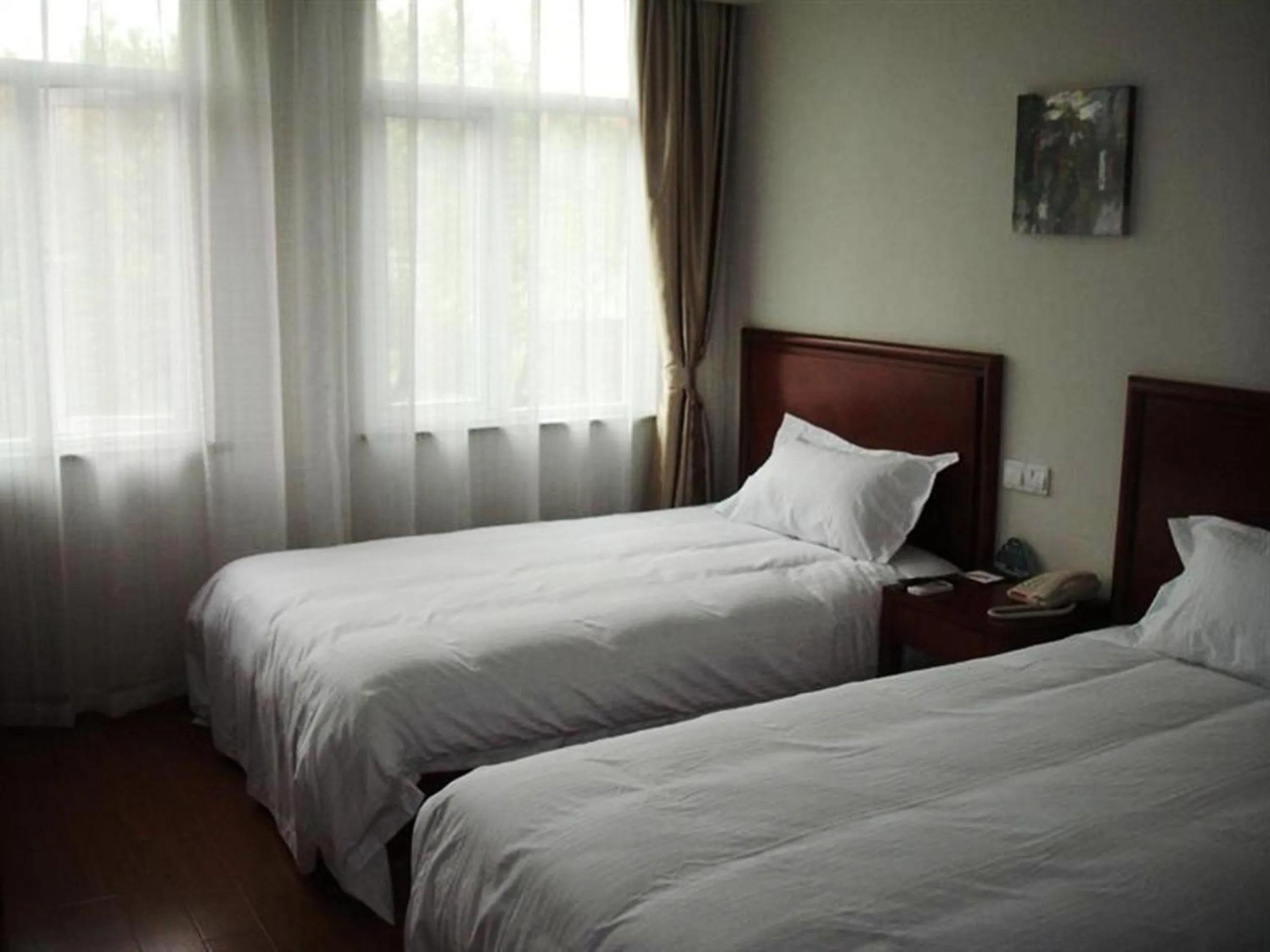 Bed in GreenTree Inn Shanghai Jiading Dazhong International Auto City Business Hotel