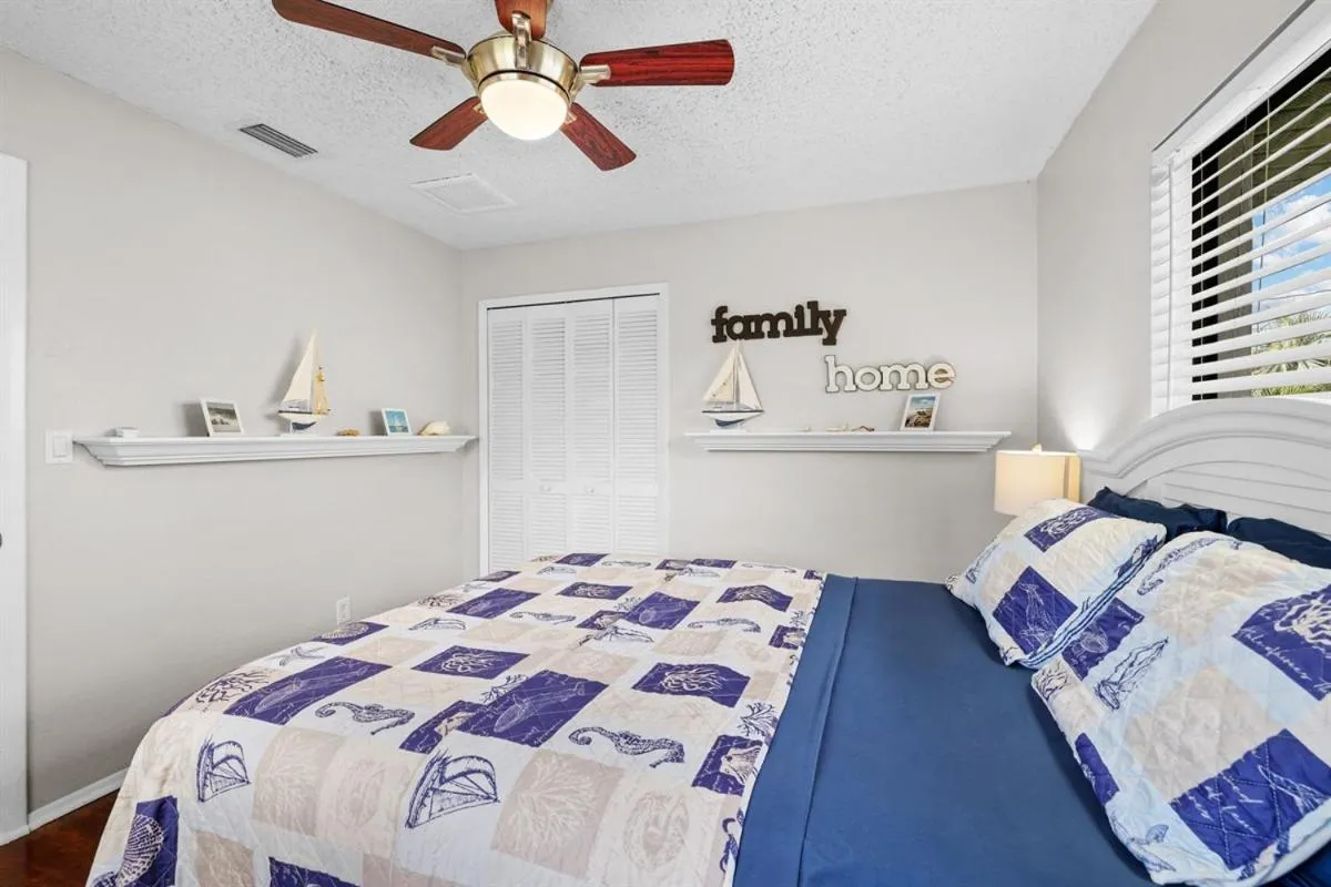 Other, Bed in Florida Flair Villa