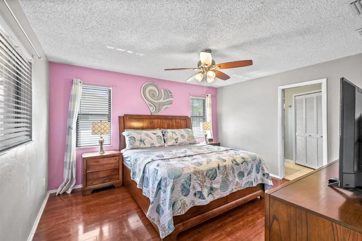 Other, Bed in Florida Flair Villa