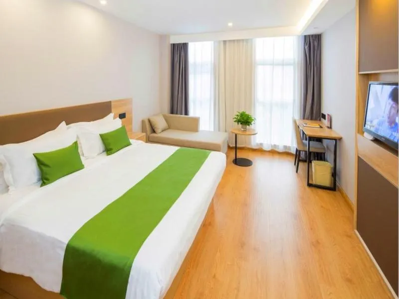 Bed in GreenTree Inn Tianjin Xiqing Development Zone Renrenle Square Express Hotel