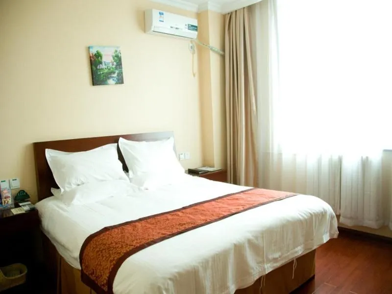 GreenTree Inn Tianjin Jinnan Xiaozhan Training Park Express Hotel