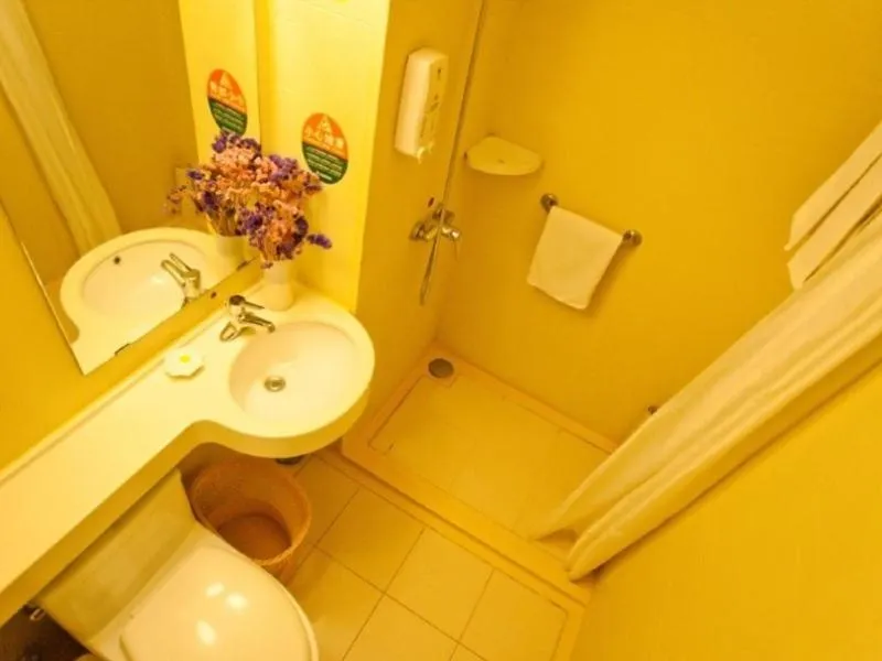 GreenTree Inn Nanjing Yuhuatai Scenic Spot China Gate Subway Station Express Hotel