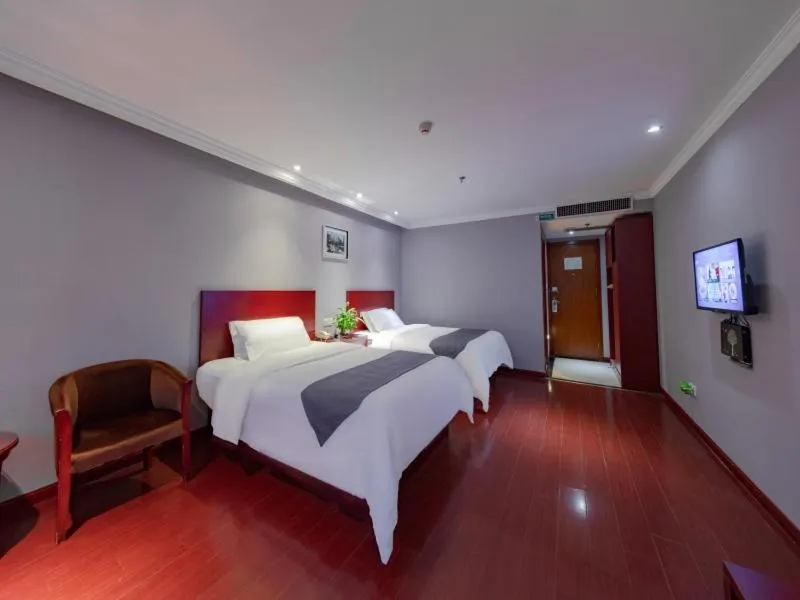 Bed in GreenTree Inn JiangSu NanJing MaQun Street NingZhi Road Shell Hotel