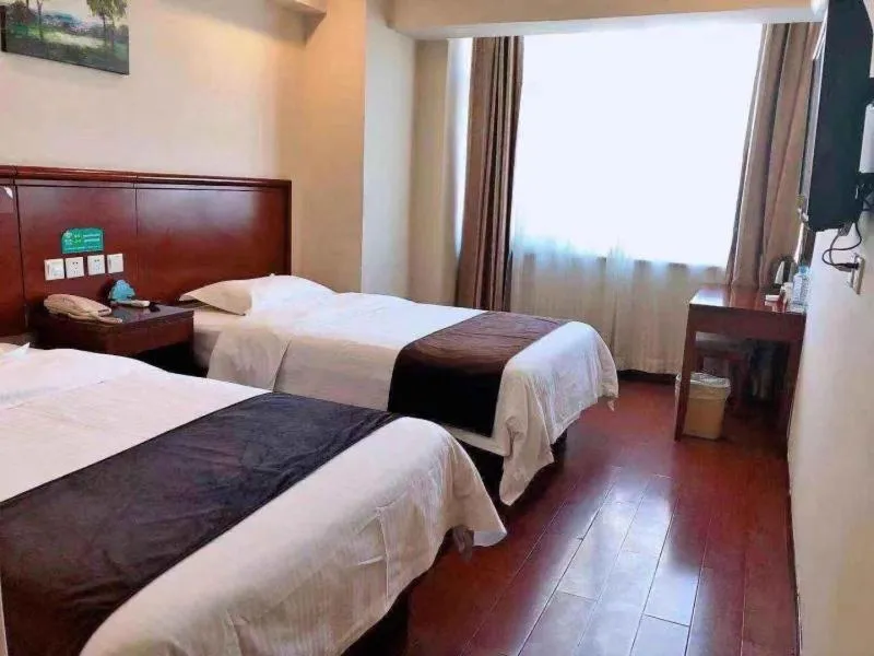 Bed in GreenTree Inn Hebei Handan Railway Station Express Hotel