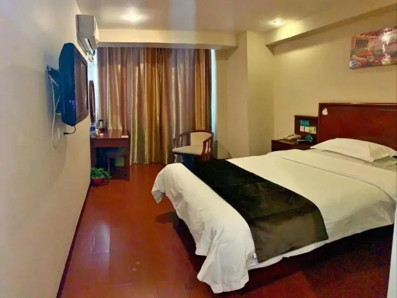 Bed in GreenTree Inn Hebei Handan Railway Station Express Hotel
