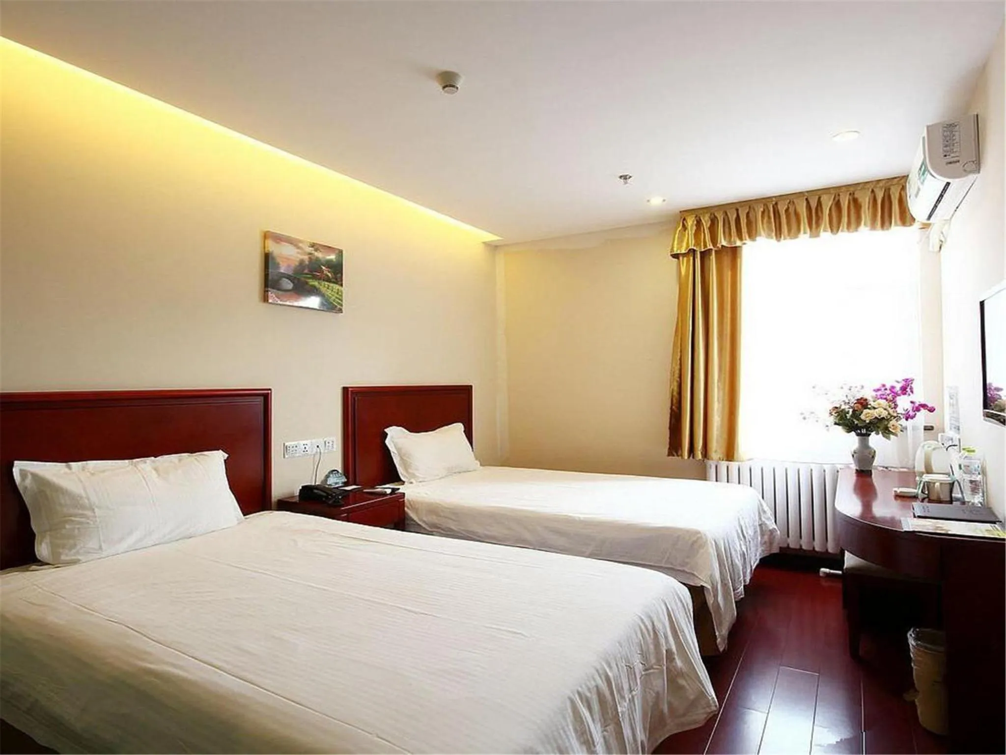 Bedroom in GreenTree Inn Zhangjiakou Public Security Plaza Express Hotel
