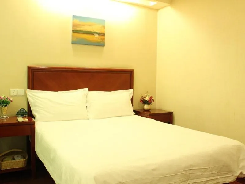 Bed in GreenTree Inn Shanxi Taiyuan Gujiao East Dachuan Road Express Hotel
