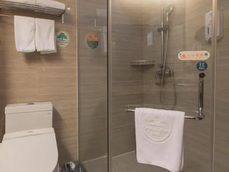 Bathroom in GreenTree Inn Taiyuan Pingyang Road Business Hotel