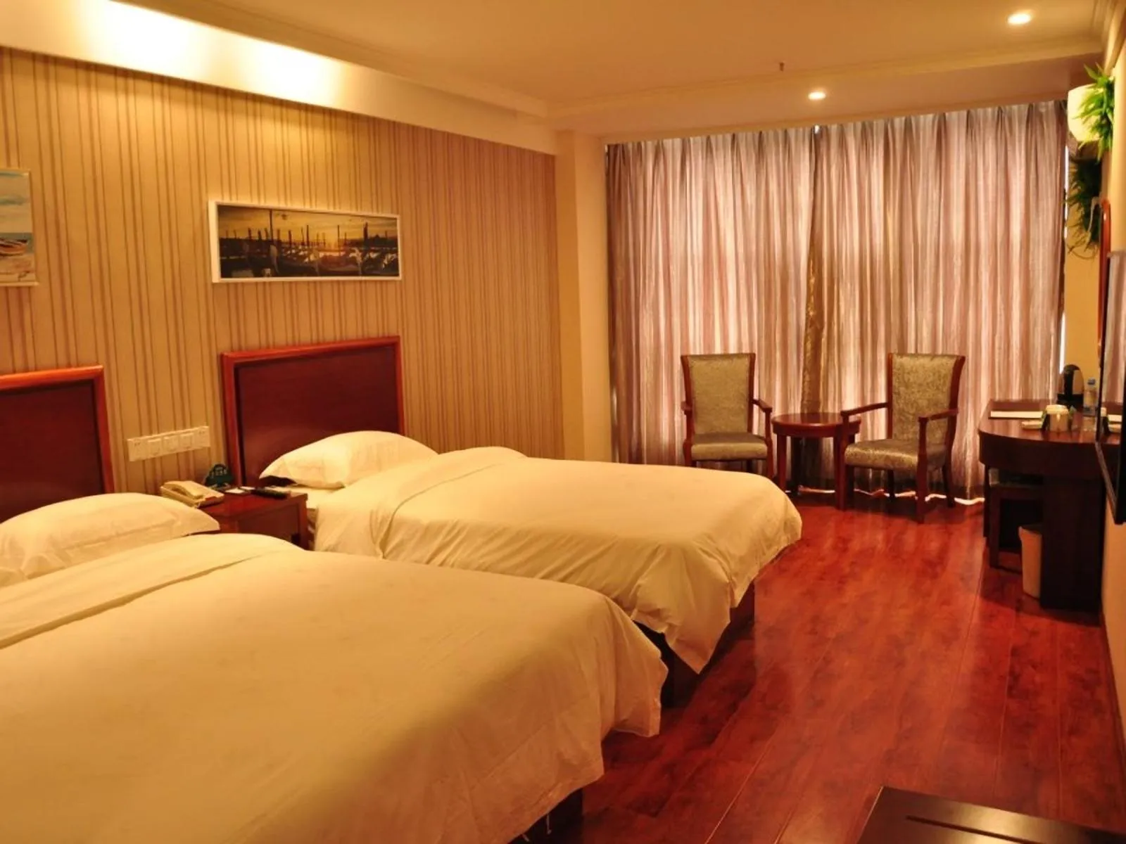 Bed in GreenTree Inn HeNan HeBi HengShan Road Business Hotel