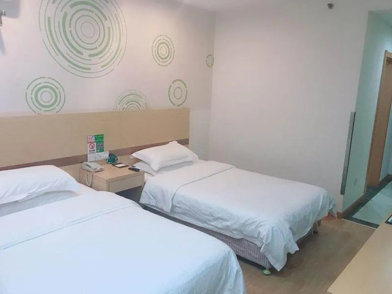 GreenTree Inn Shandong Linyi Junan Tianqiao Road Business Hotel