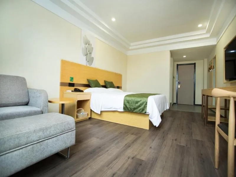 GreenTree Inn Shandong Linyi Bus Station Express Hotel