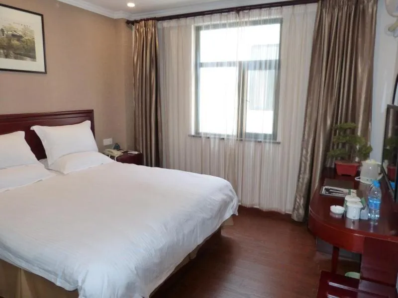Bed in GreenTree Inn Anhui Wuhu Fangte North Changjiang Road Business Hotel