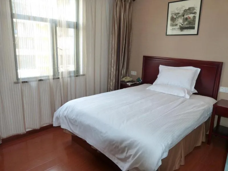 Bed in GreenTree Inn Anhui Wuhu Fangte North Changjiang Road Business Hotel