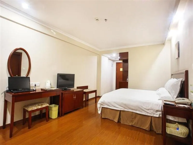 Bed in GreenTree Inn Anhui Huangshan Jiangjing District Tiandu Avenue Business Hotel