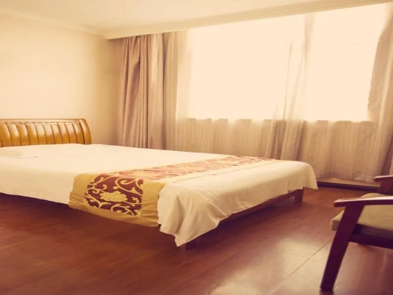 GreenTree Inn Shanxi Yan an Luochuan Fuqian Street Express Hotel