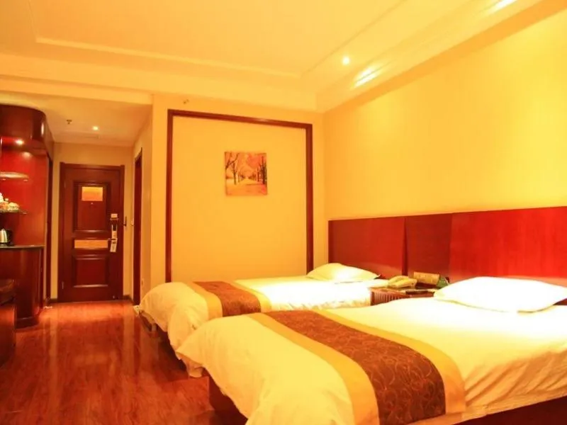 Bed in GreenTree Inn Gansu Wuwei East Beiguan Road Express Hotel