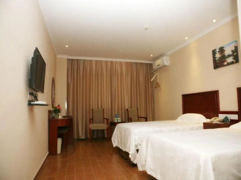 Bed in GreenTree Inn Xinjiang Tulufan North Xihuan Road Express Hotel