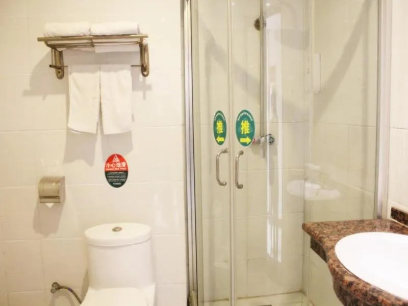 GreenTree Inn Henan Kaifeng Gulou Square Express hotel