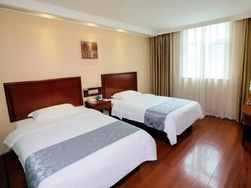 Bed in GreenTree Inn Henan Zhengzhou West Changjang Road Business Hotel