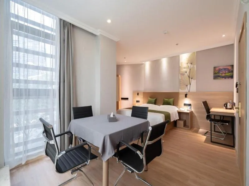 GreenTree Inn Jiangsu Wuxi Taihu Avenue Tongyang Road Express Hotel