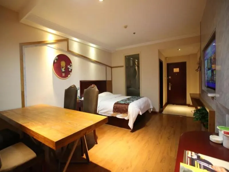 Bed in GreenTree Inn JiangSu WuXi YangJian XiHu Road Express Hotel