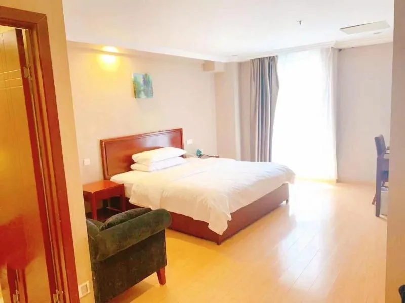 Bed in GreenTree Inn Jiangsu Wuxi Huishan Ancient Town Business Hotel
