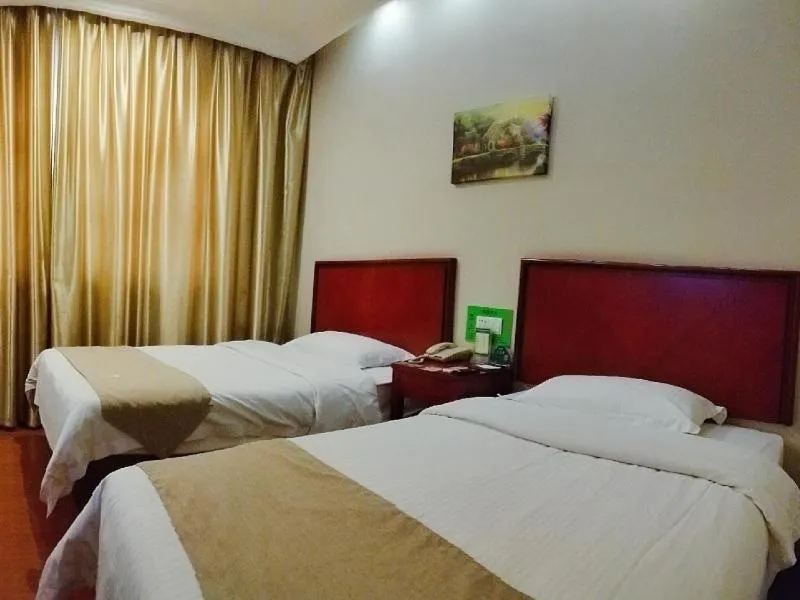 Bed in GreenTree Inn Jiangsu Suzhou Changshu Fangta Park Pedestrian Street Business Hotel