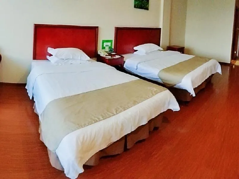 Bed in GreenTree Inn Jiangsu Suzhou Changshu Fangta Park Pedestrian Street Business Hotel