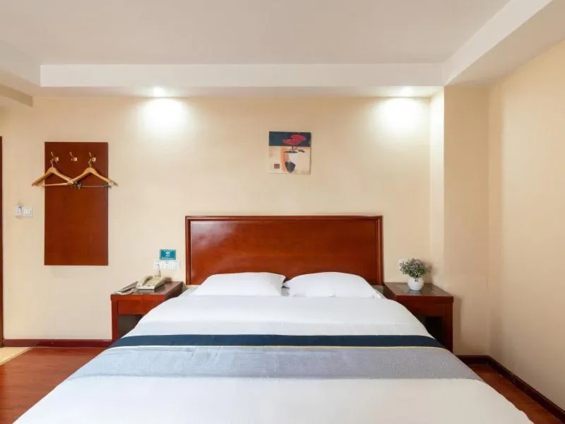 Bed in GreenTree Inn Jiangsu Suzhou Shengze Bus Station Business Hotel