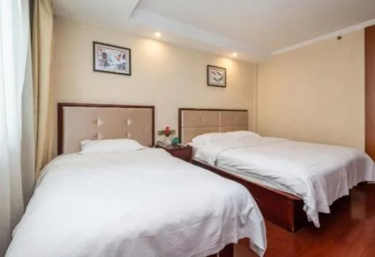 GreenTree Inn Suzhou Guanqian Yangyuxiang Metro Station Business Hotel