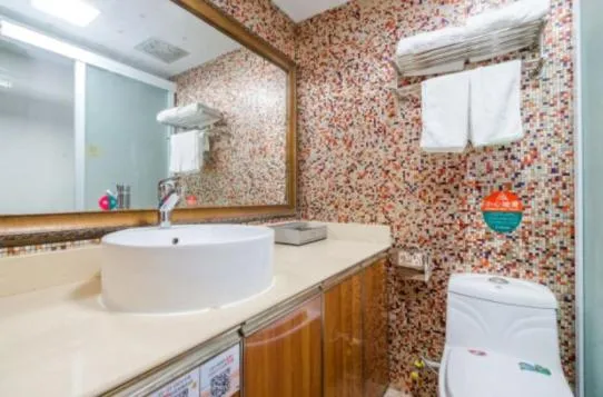 GreenTree Inn Suzhou Guanqian Yangyuxiang Metro Station Business Hotel