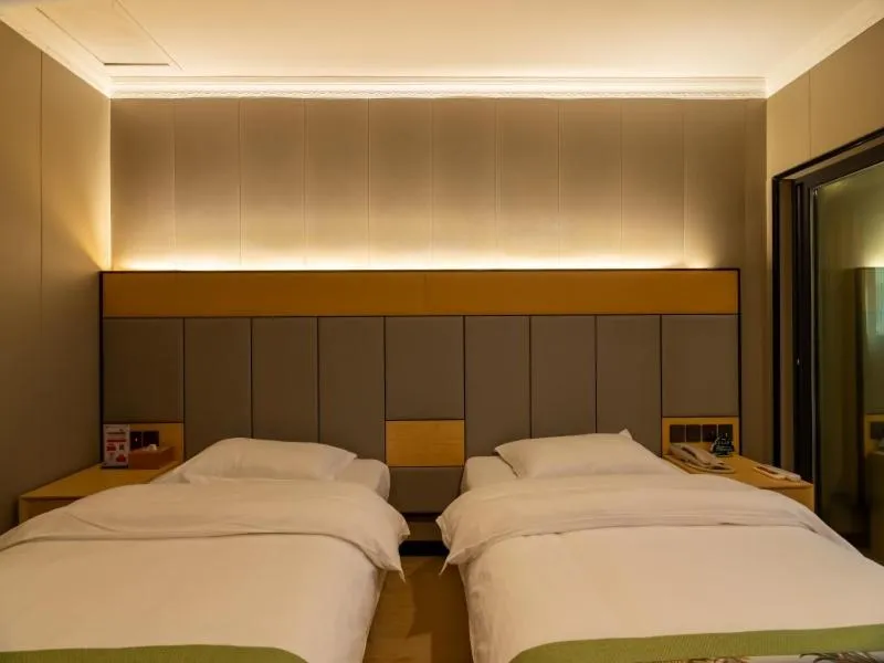 Bed in GreenTree Inn Jiangsu Suzhou Mudu Ancient Street Express Hotel