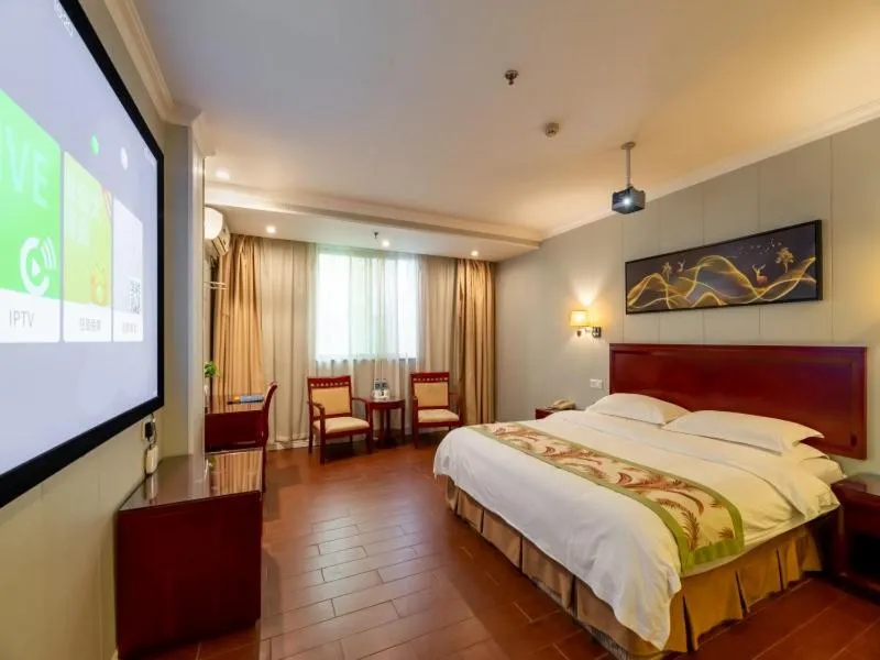 Bed in GreenTree Inn Jiangsu Suzhou Mudu Ancient Street Express Hotel