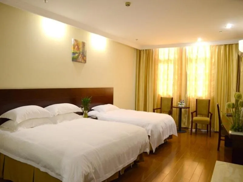 Bed in GreenTree Inn Jiangsu Nantong Rugao Haiyang Road Tiancheng Business Hotel