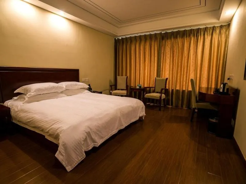 Bed in GreenTree Inn Jiangsu Nantong Haimen Sanchang North Wangjiang Road Business Hotel