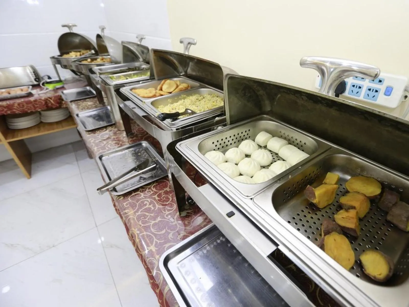 GreenTree Inn Jiangsu Yancheng Dongtai Jianggang Yingbin Road Gangcheng Avenue Business Hotel